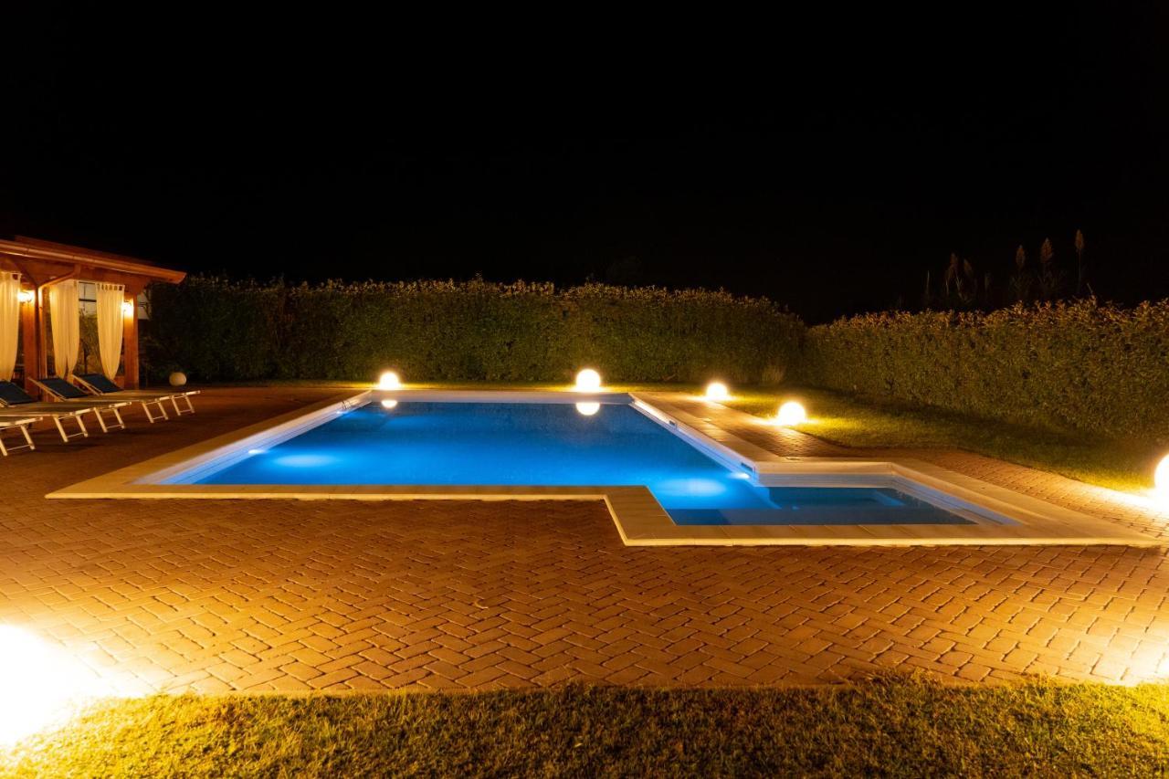 Agriturismo Casa Chiara Latina Exterior foto