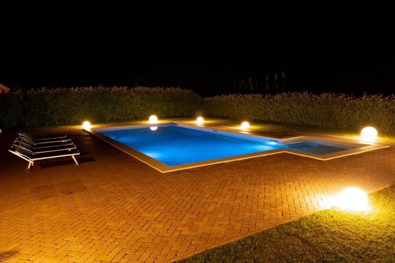 Agriturismo Casa Chiara Latina Exterior foto