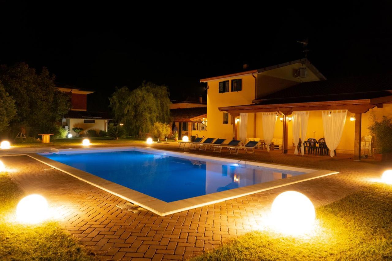 Agriturismo Casa Chiara Latina Exterior foto
